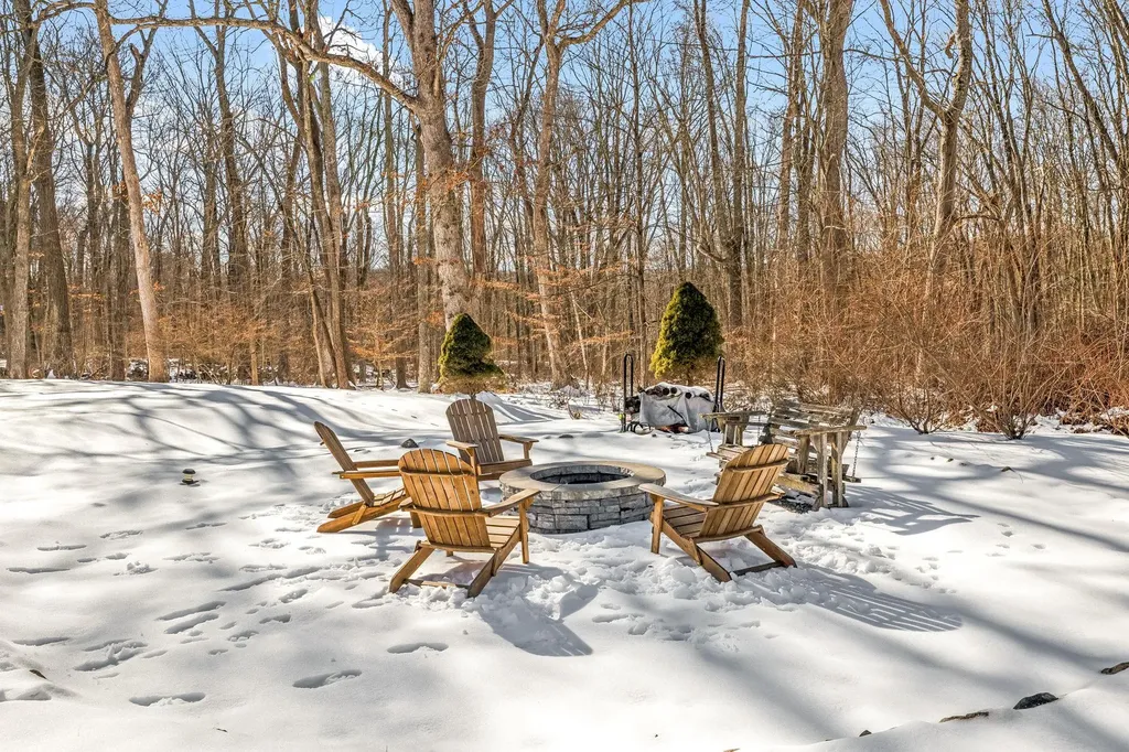 9 Edgewood Drive Katonah NY 10536