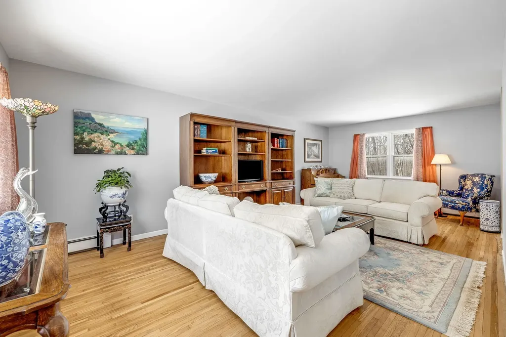 9 Edgewood Drive Katonah NY 10536