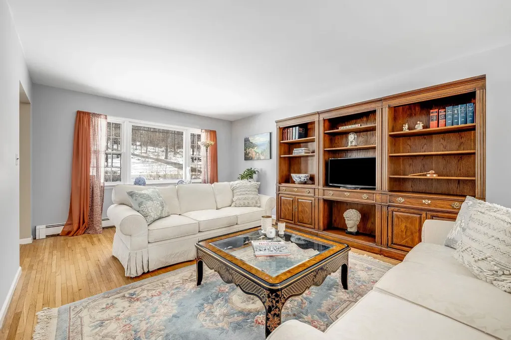 9 Edgewood Drive Katonah NY 10536