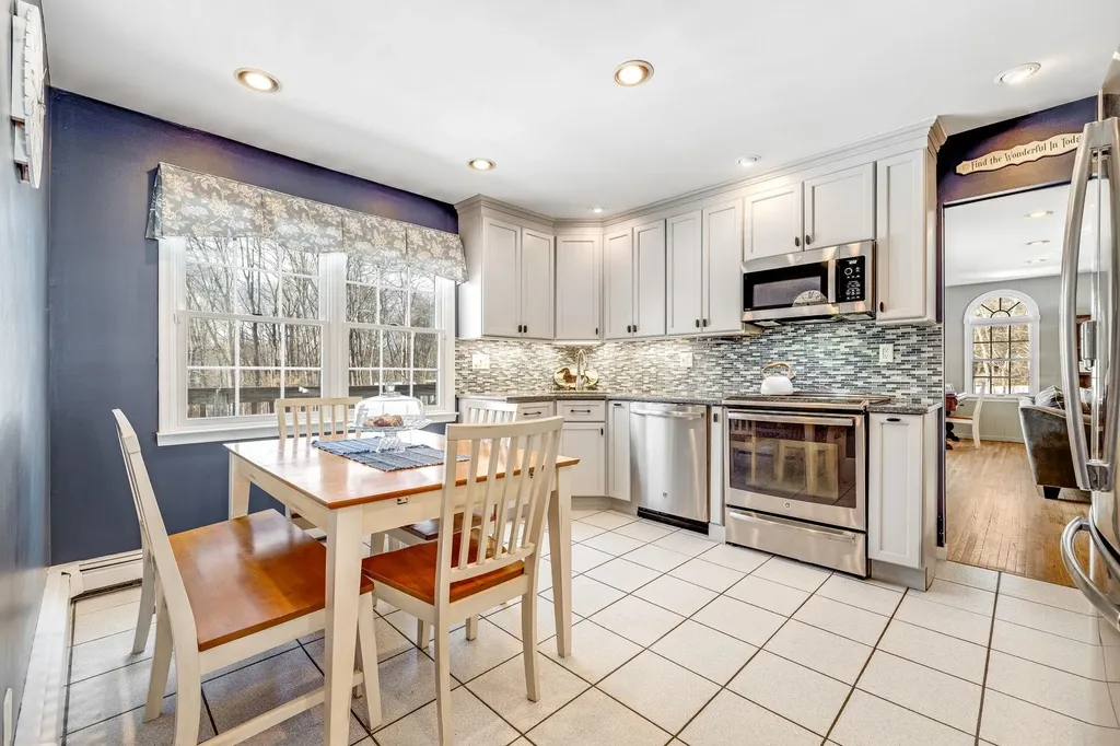 9 Edgewood Drive Katonah NY 10536