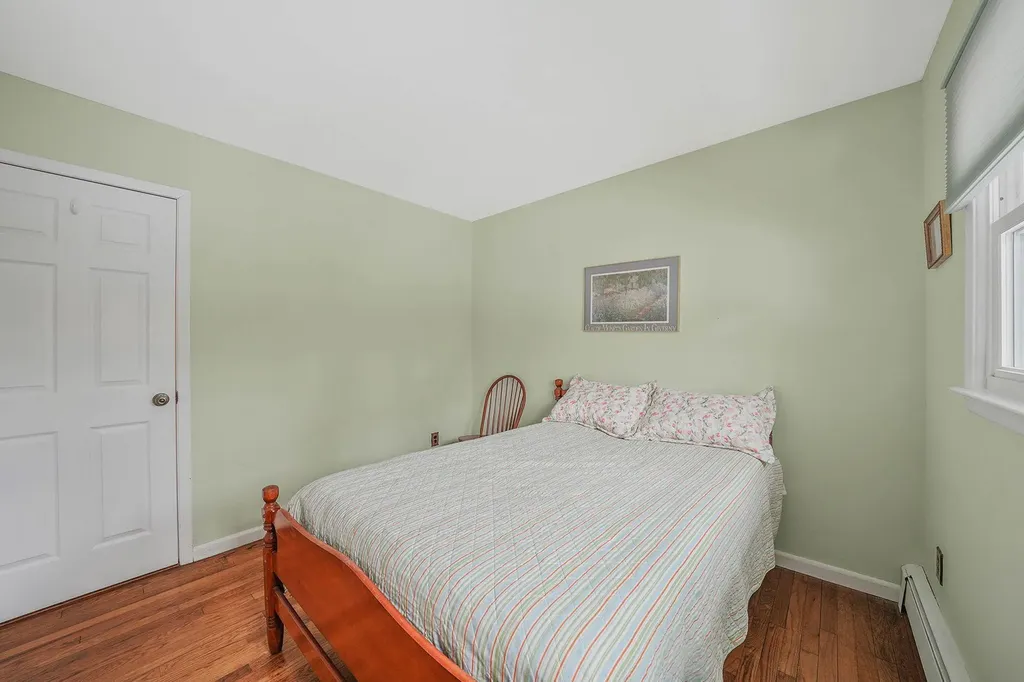 4 Burford Drive Commack NY 11725