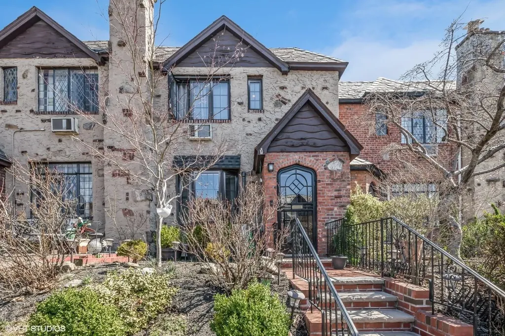 4613 193rd Street Flushing NY 11358