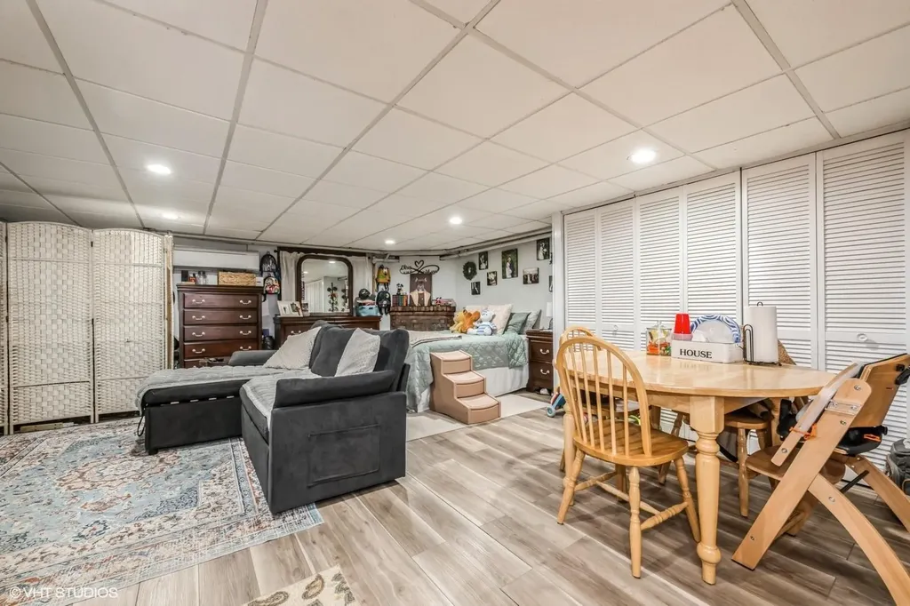 4613 193rd Street Flushing NY 11358