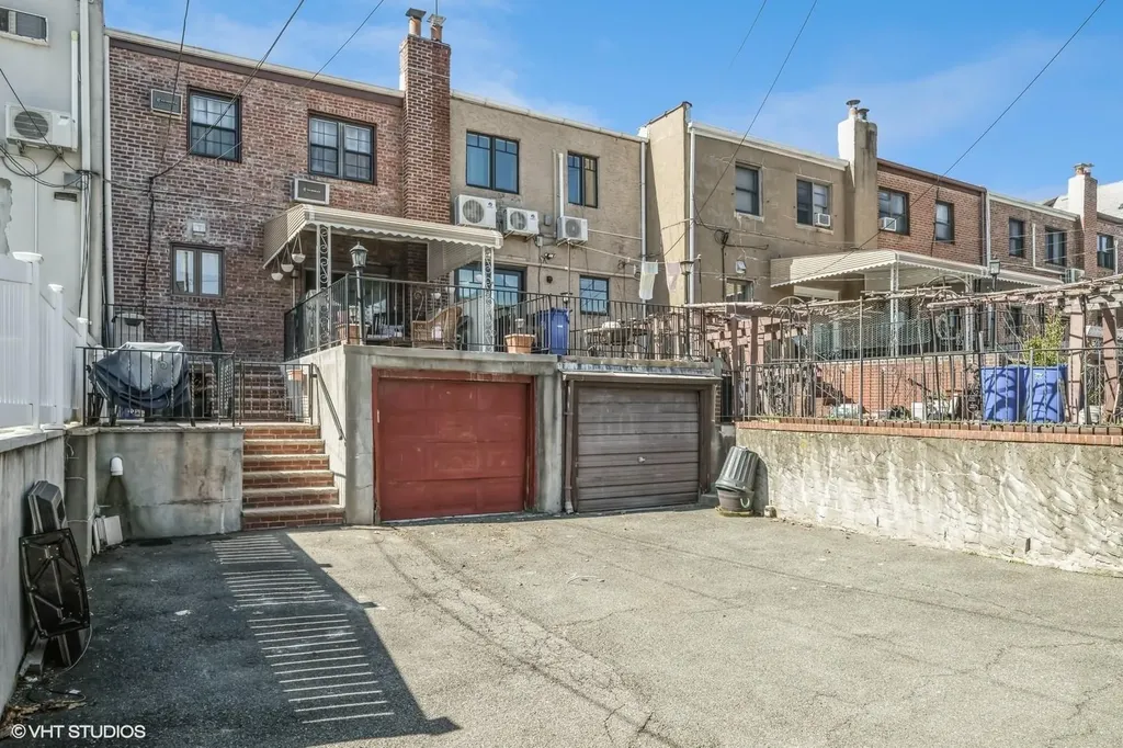 4613 193rd Street Flushing NY 11358