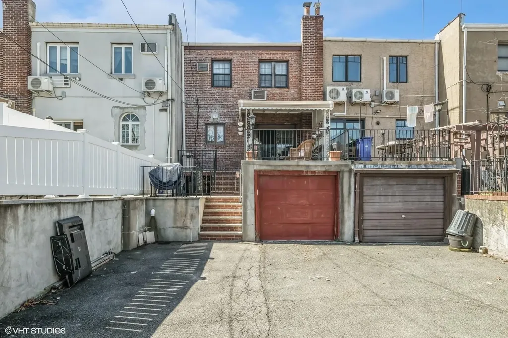 4613 193rd Street Flushing NY 11358