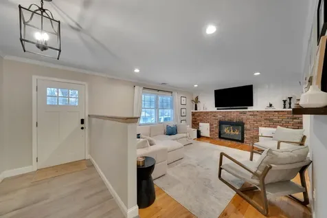 23 Zenith Road Rocky Point NY 11778