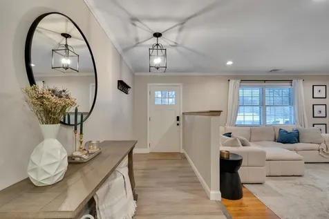 23 Zenith Road Rocky Point NY 11778