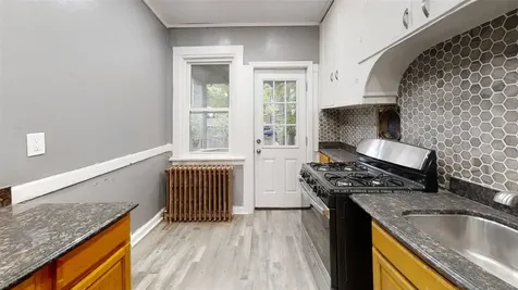 10 Benson Street Call Listing Agent NY 12206