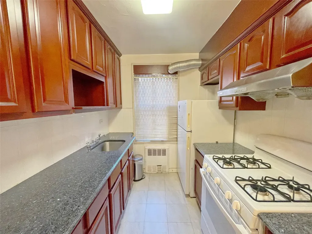 144-30 Sanford Avenue Flushing NY 11355
