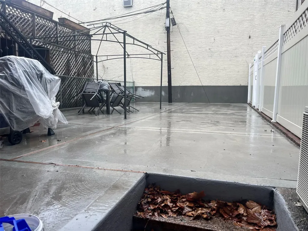 7121 12th Avenue Brooklyn NY 11228