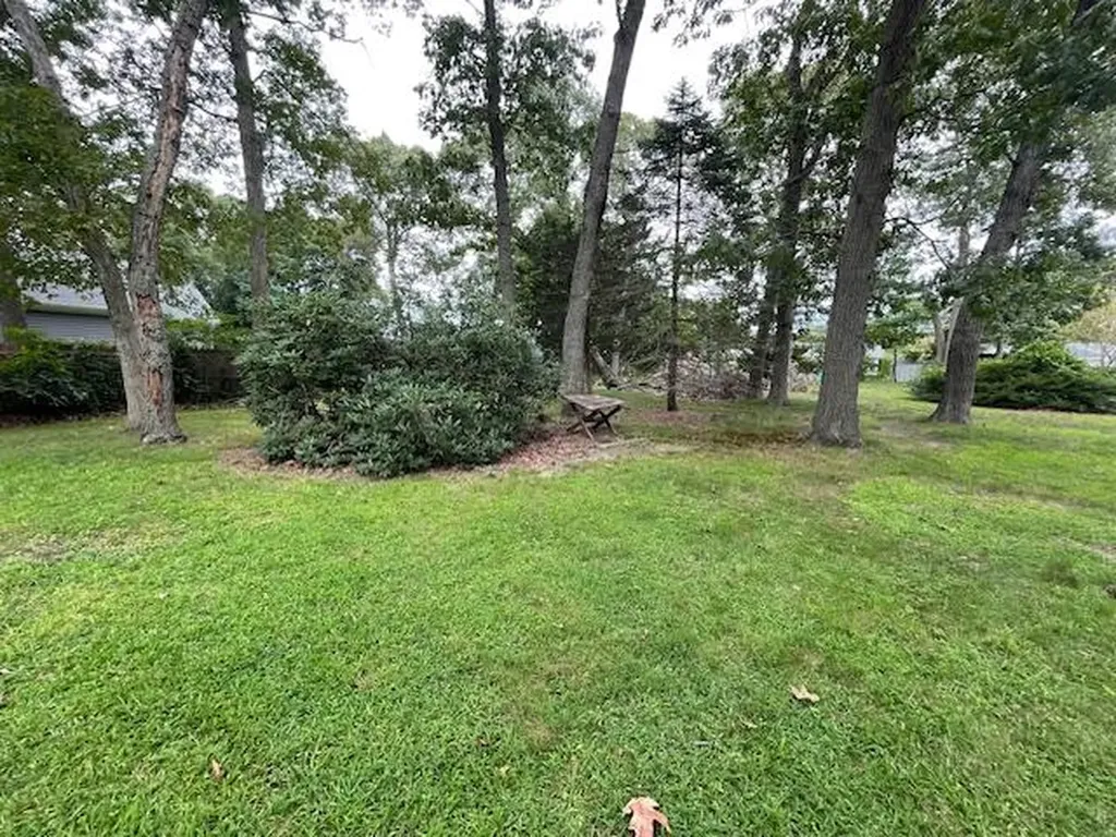 202 Trout Brook Lane Riverhead NY 11901