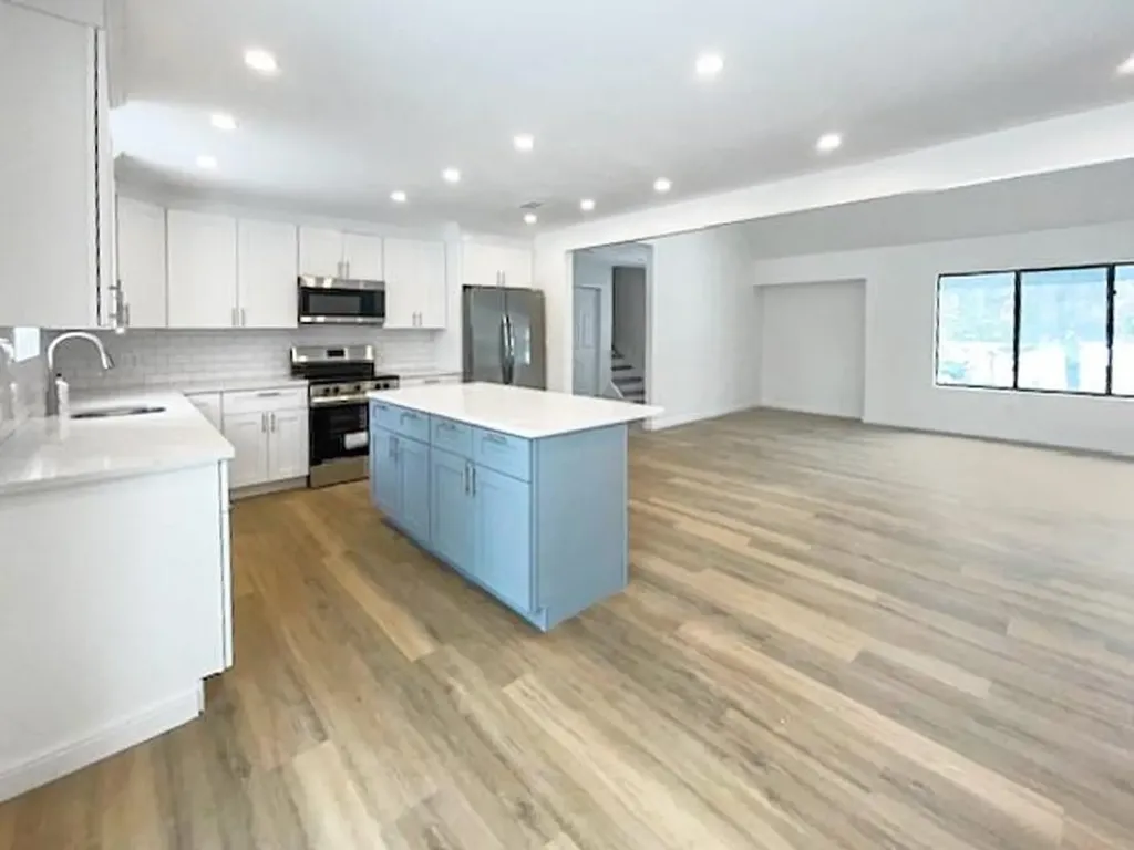 202 Trout Brook Lane Riverhead NY 11901
