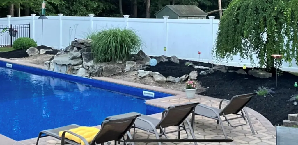 16 Embassy Road Selden NY 11784