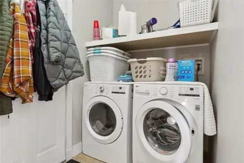 16 Embassy Road Selden NY 11784