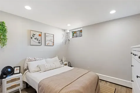 16 Embassy Road Selden NY 11784