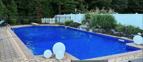 16 Embassy Road Selden NY 11784