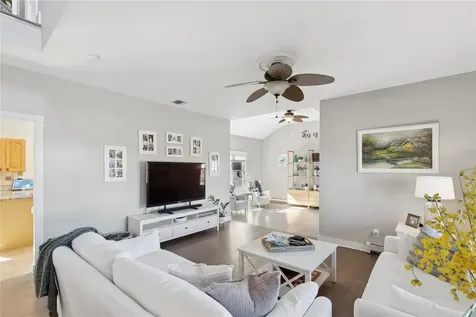 16 Embassy Road Selden NY 11784