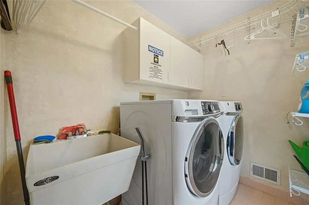 6 Windmill Lane Warwick NY 10990