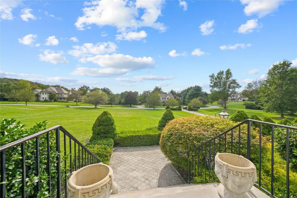 6 Windmill Lane Warwick NY 10990