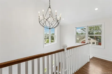 169 Mott Street Oceanside NY 11572