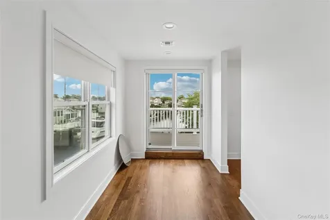 169 Mott Street Oceanside NY 11572