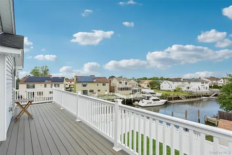 169 Mott Street Oceanside NY 11572