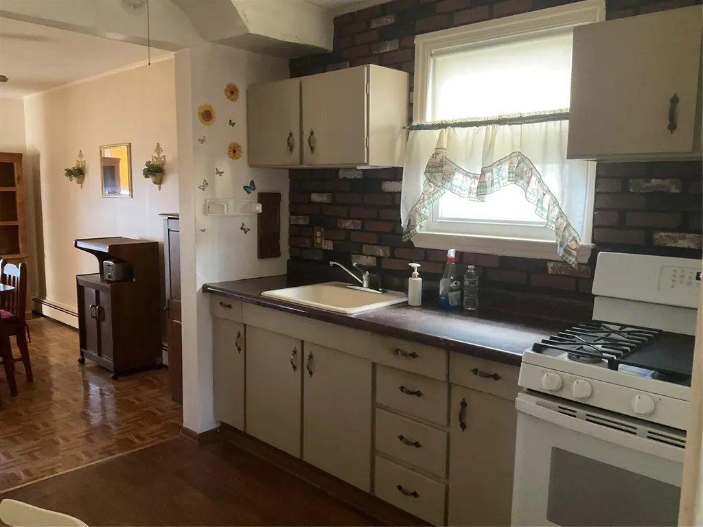 2378 Fox Avenue Baldwin NY 11510