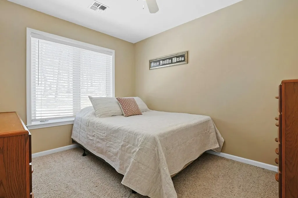196 Foltim Way Congers NY 10920