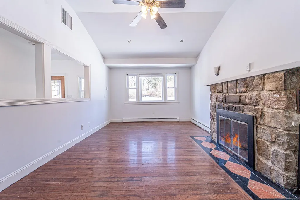 6 Mcgill Road Monroe NY 10950