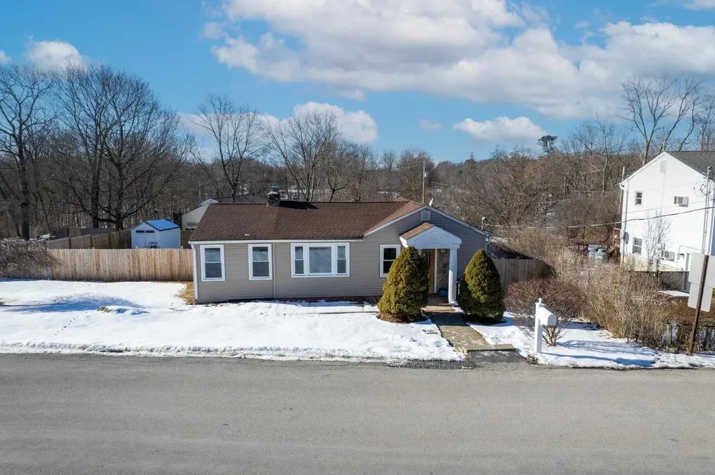 6 Mcgill Road Monroe NY 10950
