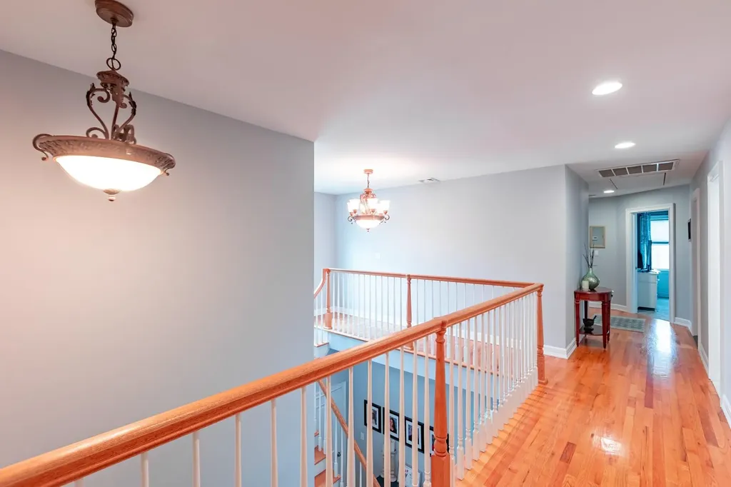 127 Blake Avenue Bohemia NY 11716
