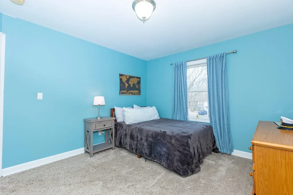127 Blake Avenue Bohemia NY 11716