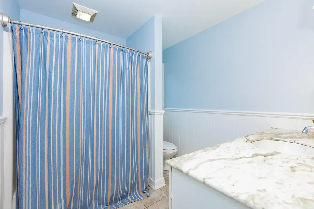 127 Blake Avenue Bohemia NY 11716