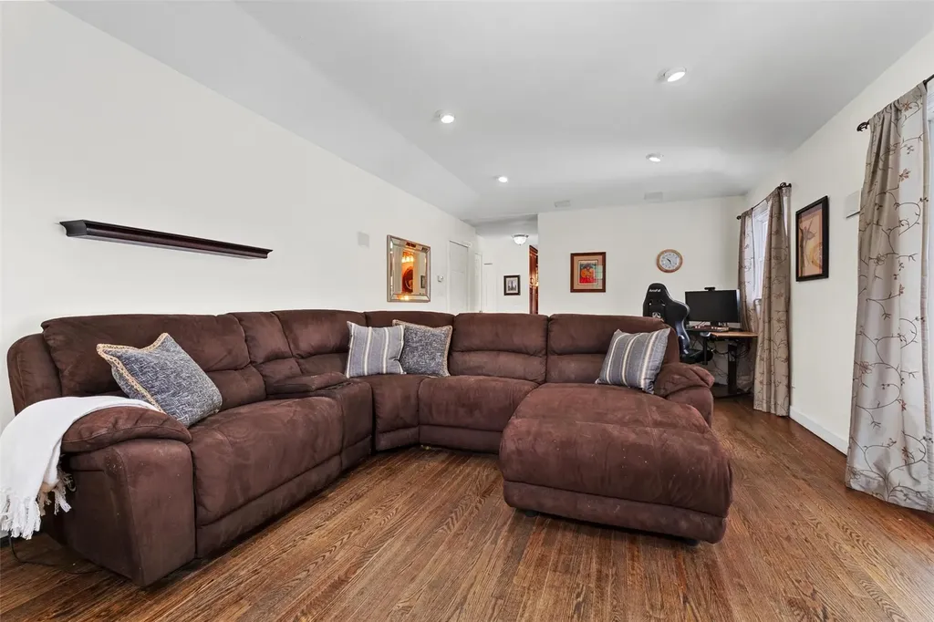 60 King George Road Poughkeepsie NY 12603