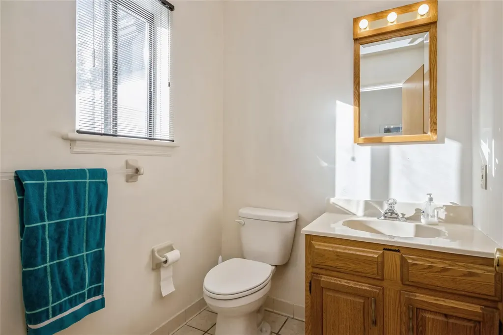 27 Topaz Run Poughkeepsie NY 12603