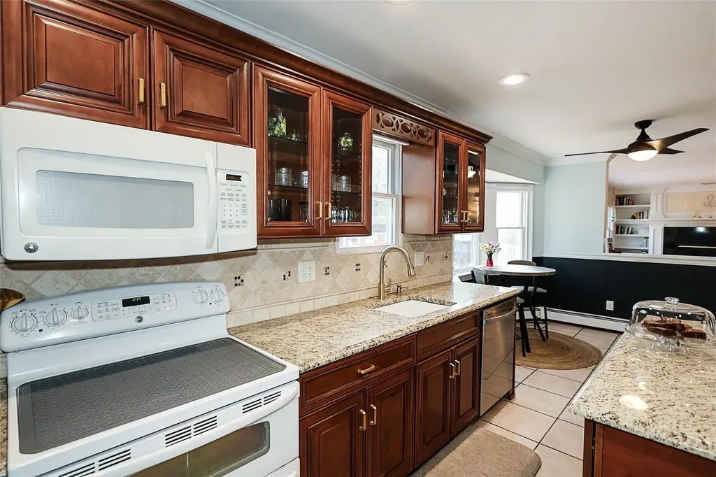 58 Sampson Avenue Islandia NY 11749