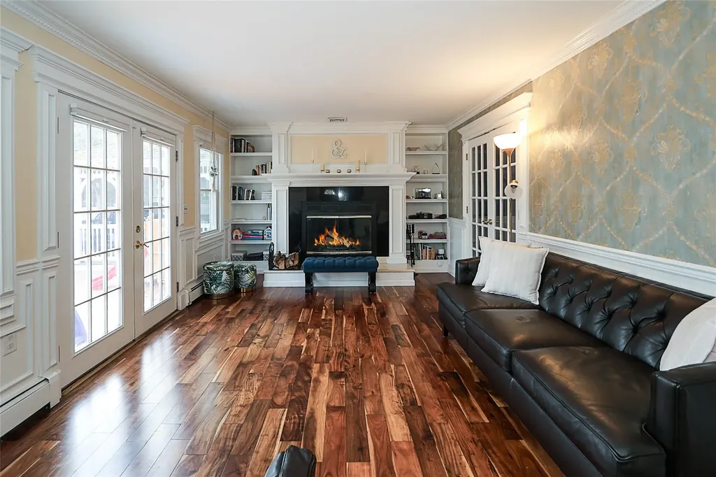 58 Sampson Avenue Islandia NY 11749