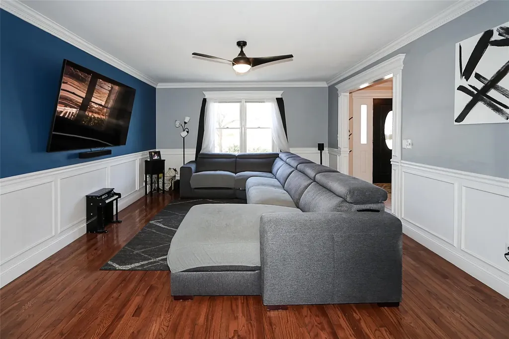 58 Sampson Avenue Islandia NY 11749