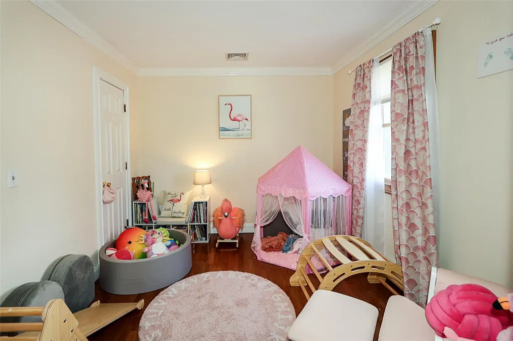 58 Sampson Avenue Islandia NY 11749