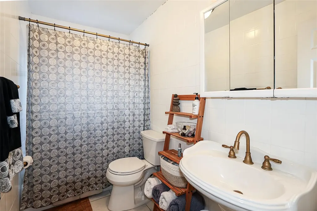 58 Sampson Avenue Islandia NY 11749