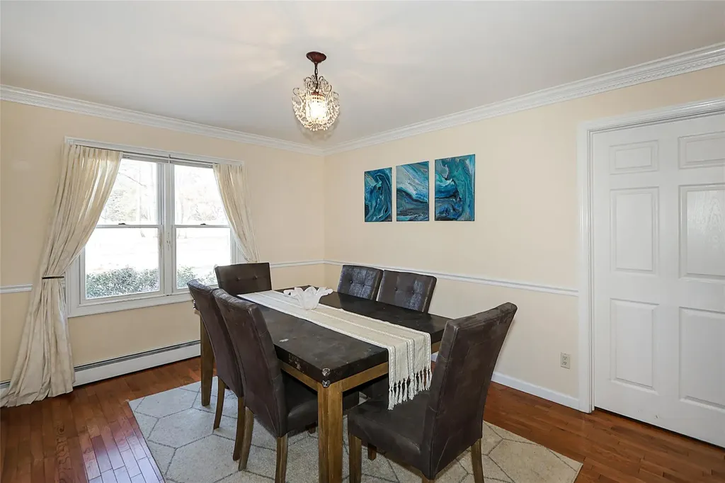 58 Sampson Avenue Islandia NY 11749