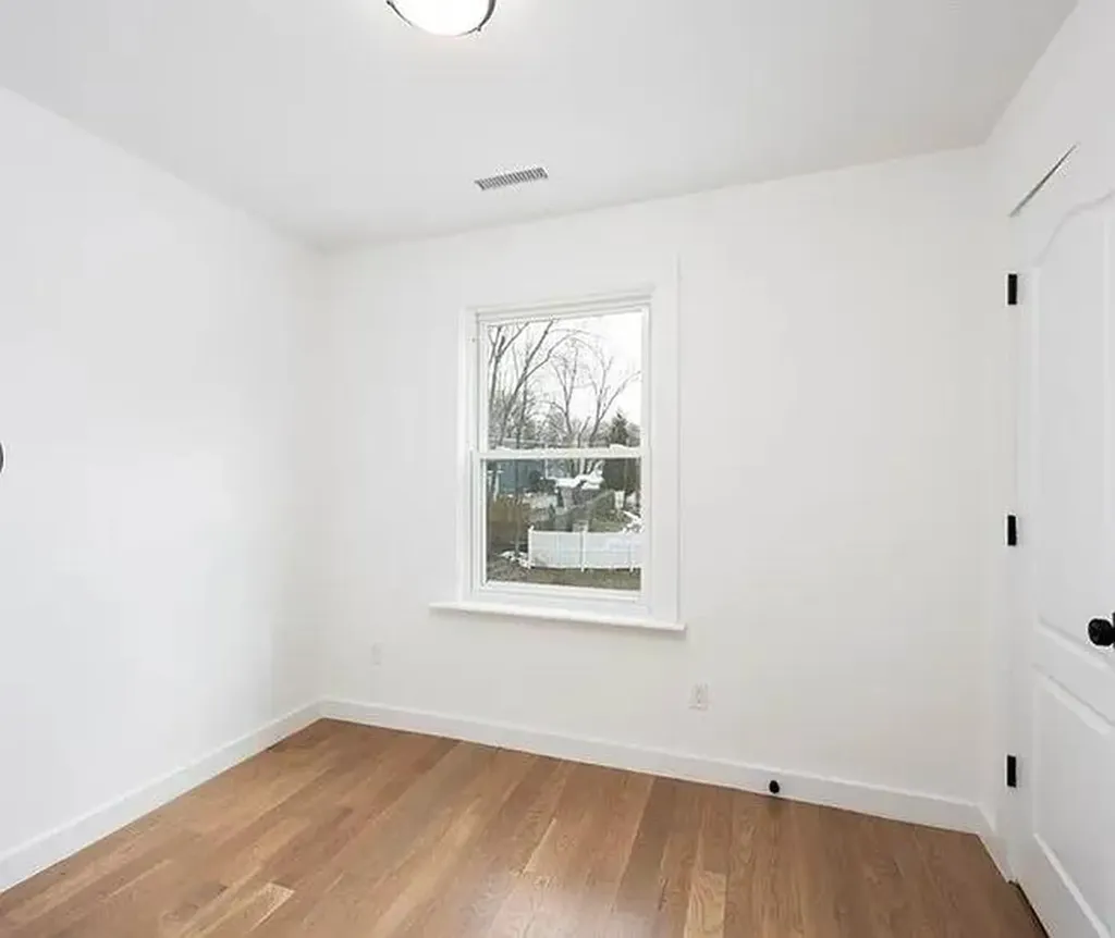 24 Snowden Avenue Ossining NY 10562