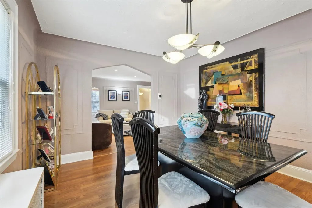38 Orleans Road Valley Stream NY 11581