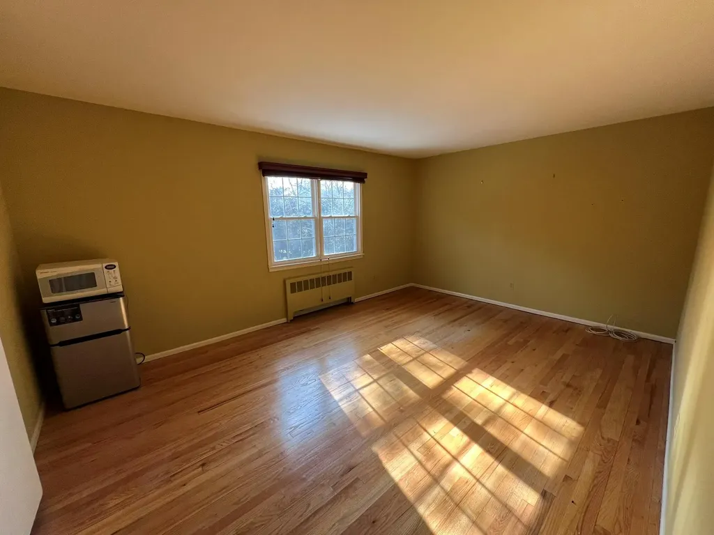 1039 Dobbs Ferry Road White Plains NY 10607