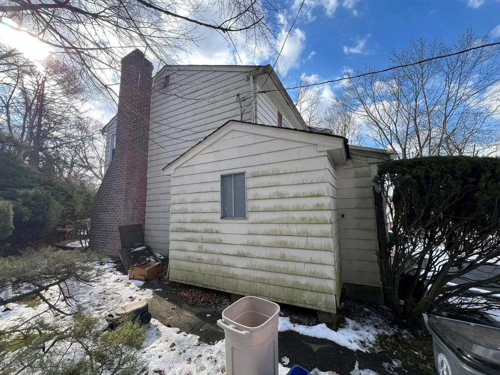 1039 Dobbs Ferry Road White Plains NY 10607