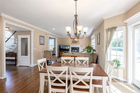 3 Mulberry Court Miller Place NY 11764