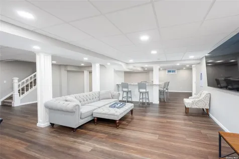 3 Mulberry Court Miller Place NY 11764