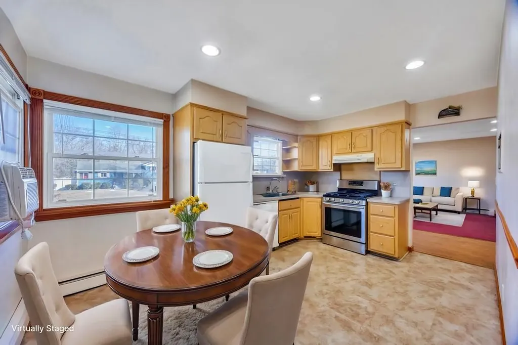 8 Wagner Drive Coram NY 11727
