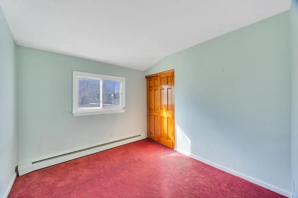 8 Wagner Drive Coram NY 11727