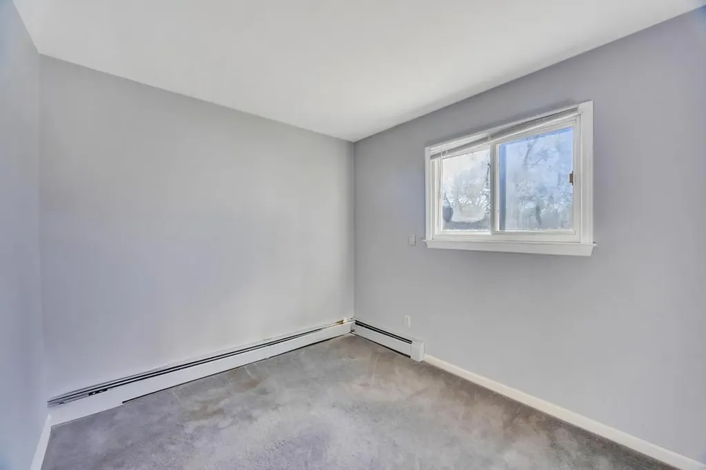 8 Wagner Drive Coram NY 11727